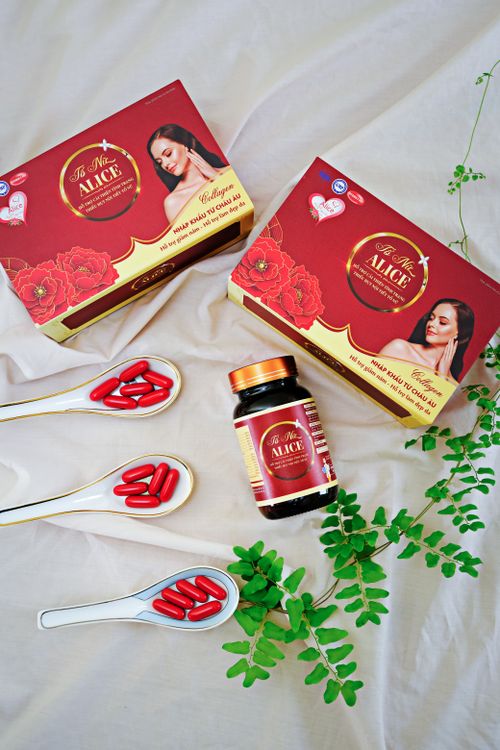 Natural collagen supplement tablets and capsules with supporting ingredients for joint health and cartilage repair